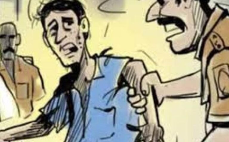 Jamshedpur : बस का परमिट बनाने के नाम पर 6.50 लाख की ठगी, आरोपी गिरफ्तार…