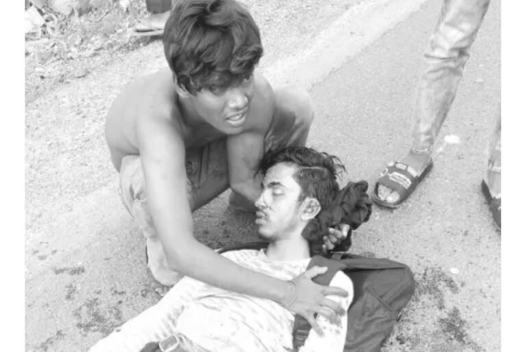 Seraikela: कपाली में सड़क हादसा!! दो युवक गंभीर रूप से घायल, पुलिस कर रही जांच…