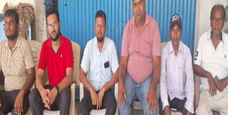 Jamshedpur: डीलर संघ का आंदोलन सफल, कटे खाद्यान्न का आवंटन अक्टूबर में लौटाया जाएगा…