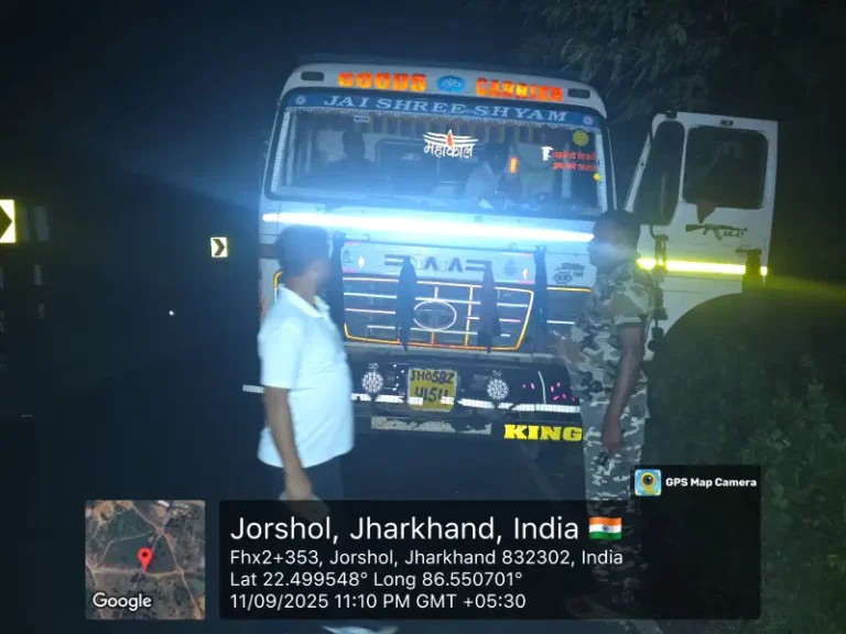 जमशेदपुर में अवैध खनन पर जिला प्रशासन की बड़ी कार्रवाई, 10,500 Cft बालू और दो हाईवा वाहन जब्त…