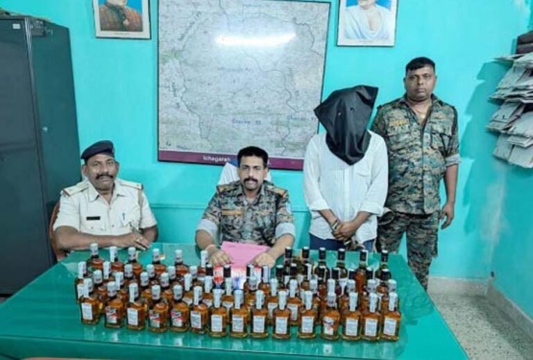 सरायकेला-ईचागढ़ पुलिस की बड़ी कार्रवाई : अवैध अंग्रेजी शराब के साथ एक तस्कर गिरफ्तार, 60 बोतलें बरामद…