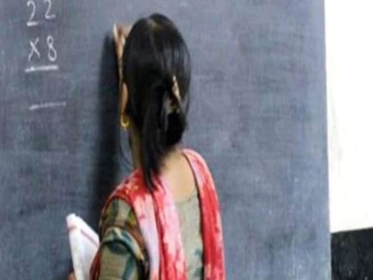 Odisha: पैर नहीं छूने पर टीचर ने 31 बच्चों को पीटा, निलंबित हुई सहायक शिक्षिका…
