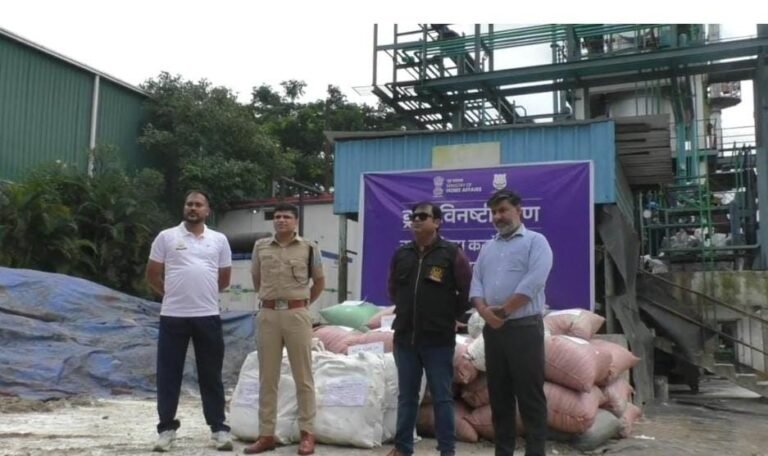 आदित्यपुर में 2800 किलो मादक पदार्थ नष्ट, गृह मंत्रालय की निगरानी में चला अभियान…