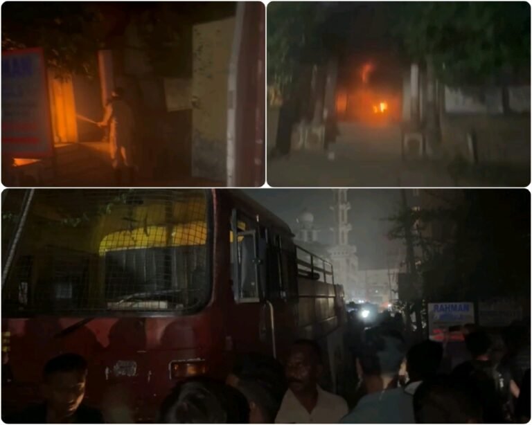 जमशेदपुर के मानगो मुंशी मोहल्ला के एक मिठाई दुकान में लगी भीषण आग…