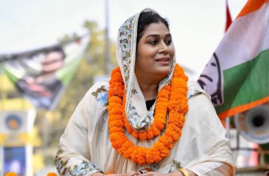 BREAKING: मानगो नगर निगम की मेयर प्रत्याशी ज़ेबा खान को कांग्रेस ने&hellip;