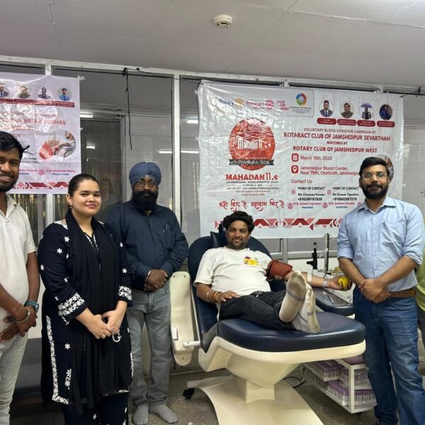 जमशेदपुर में रोटरैक्ट क्लब का रक्तदान शिविर, 42 यूनिट रक्त हुआ संग्रहित…