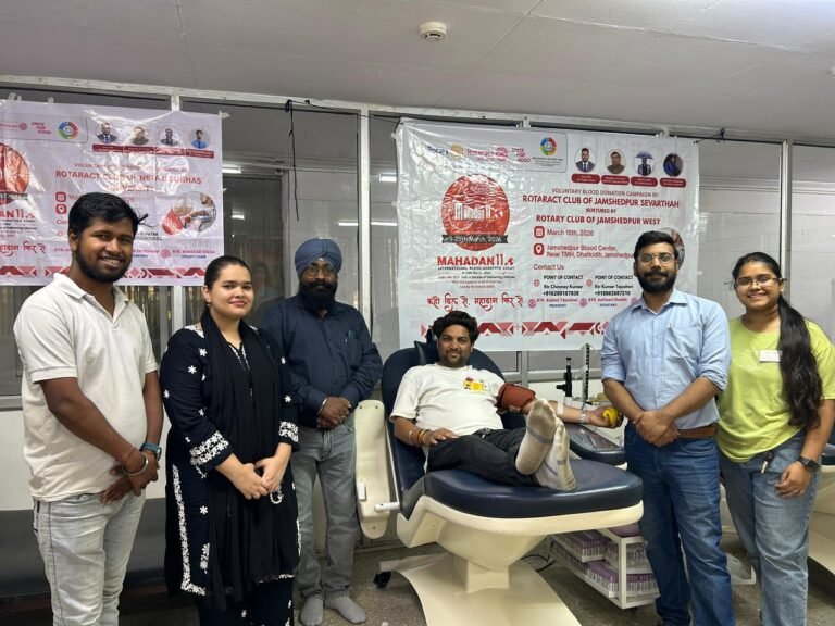 जमशेदपुर में रोटरैक्ट क्लब का रक्तदान शिविर, 42 यूनिट रक्त हुआ संग्रहित…