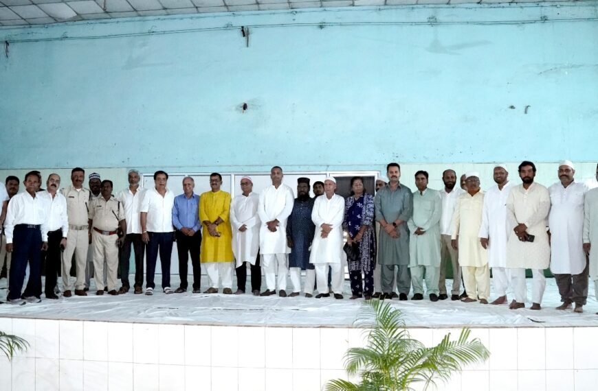 Jamshedpur:टेल्को में शांति समिति की ओर से सामूहिक इफ्तार पार्टी, अमन-चैन की&hellip;