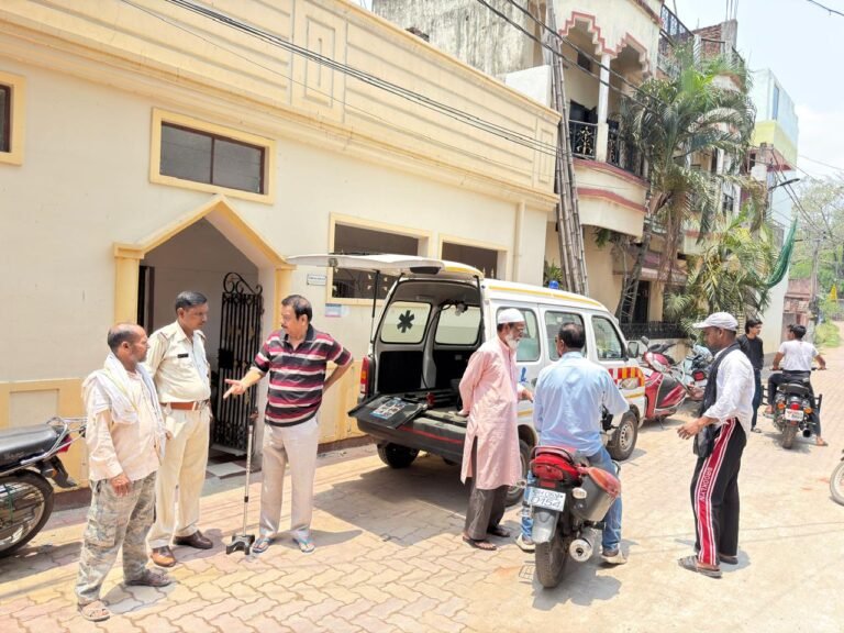 Jamshedpur:- मानगो जवाहरनगर में दर्दनाक सड़क हादसे में इलाज के दौरान करीम सिटी कॉलेज के लाइब्रेरियन की पत्नी की मौ’त…