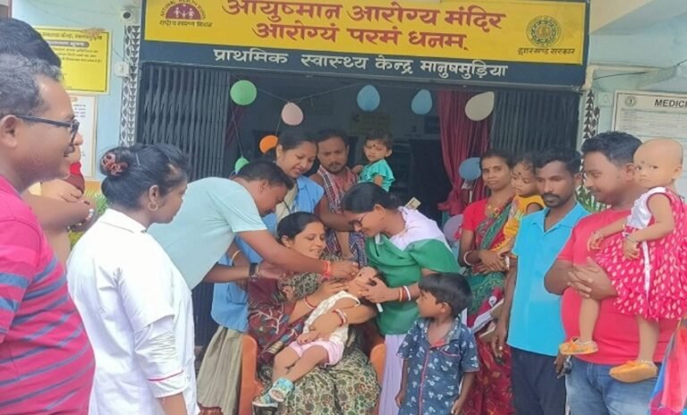 चाकुलिया में पल्स पोलियो अभियान का शुभारंभ, तीन दिन में 12,103 बच्चों को पिलाई जाएगी दवा