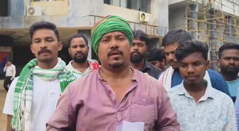 कपाली ओपी में आदिवासी महिला से कथित मारपीट मामले में कार्रवाई की मांग तेज, सामाजिक संगठनों ने एसपी को सौंपा ज्ञापन…