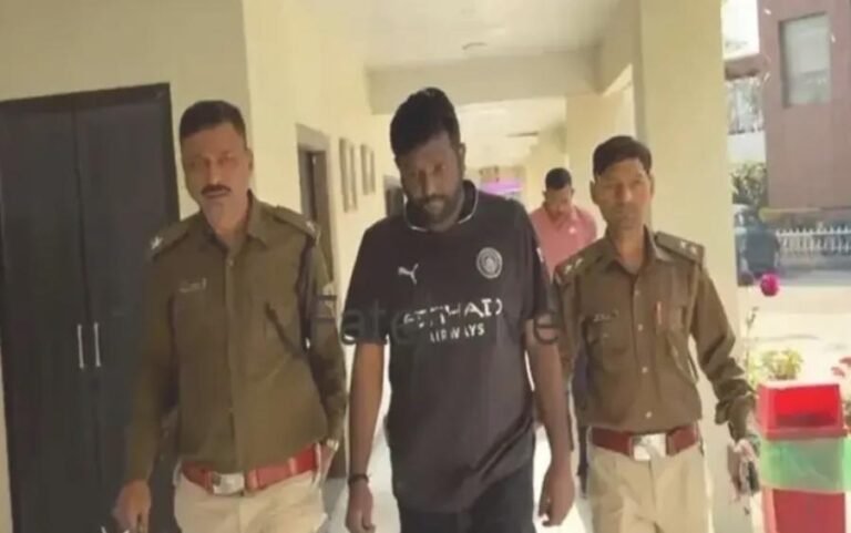 Jamshedpur: कुख्यात अपराधी मनीष सिंह का होगा जेल ट्रांसफर, घाघीडीह से गढ़वा मंडल कारा भेजने की तैयारी…