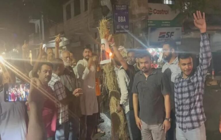 भरत तिवारी एनकाउंटर मामले को लेकर बागबेड़ा में विरोध प्रदर्शन, न्याय की मांग उठी