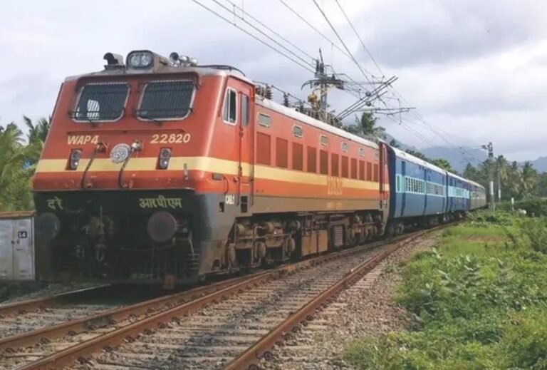 नॉन-इंटरलॉकिंग कार्य का असर, बरवाडीह स्टेशन पर कई ट्रेनों का ठहराव अस्थायी रूप से रद्द