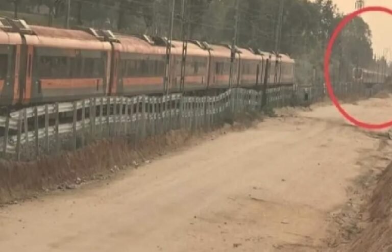 हजारीबाग में टला बड़ा रेल हादसा, एक ही ट्रैक पर पहुंचीं दो वंदे भारत ट्रेनें