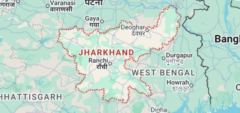 Ranchi/ Jharkhand:- गैस संकट के बीच नियमों की अनदेखी, होम डिलीवरी के बजाय घंटों लाइन में खड़े होने को मजबूर हुए उपभोक्ता..