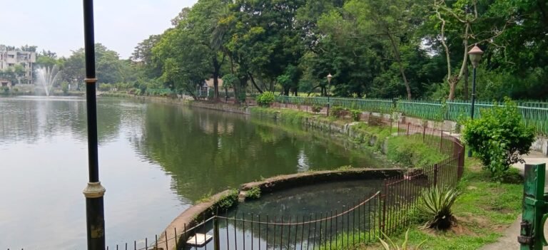 Jamshedpur: धतकीडीह तालाब में मिला अज्ञात व्यक्ति का शव, जांच में जुटी बिष्टुपुर थाना पुलिस…