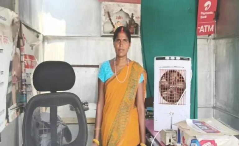 हजारीबाग के बरही में एक ही रात तीन दुकानों में चोरी, नकदी, लैपटॉप समेत हजारों की संपत्ति ले उड़े चोर