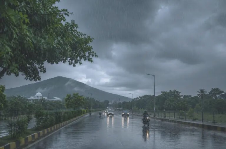 झारखंड में मानसून का असर तेज, कई जिलों में भारी बारिश और वज्रपात की चेतावनी