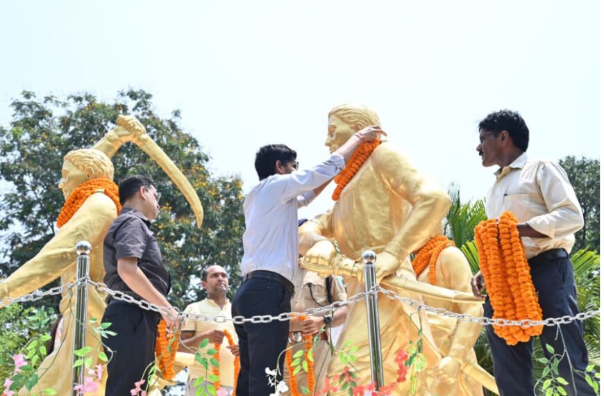 देवघर : शहीदों के बलिदान को किया गया नमन, उनके बताए रास्ते&hellip;