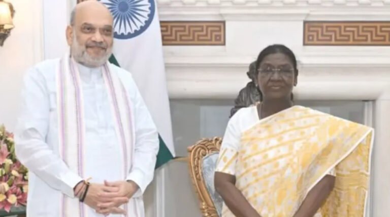 मोदी और अमित शाह की राष्ट्रपति भवन यात्रा से बढ़ी राजनीतिक हलचल