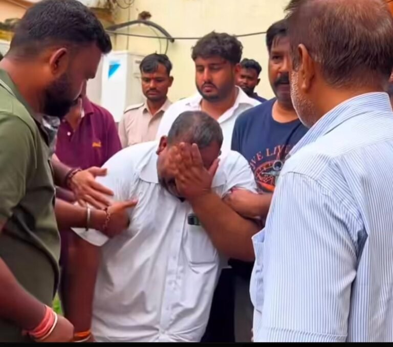 JHARKHAND : डीडी बार हत्याकांड: दो दिन बाद निकली हिमांशु सिंह की अंतिम यात्रा, गम और आक्रोश के बीच हुआ अंतिम संस्कार