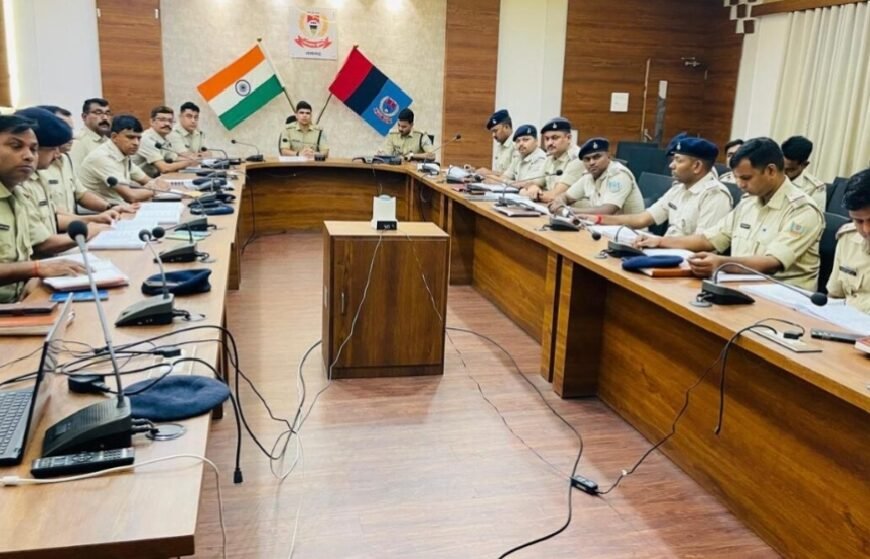 रामगढ़ पुलिस की डिजिटल पहल: 1971 चार्जशीटेड अपराधियों की बनेगी ऑनलाइन प्रोफाइल&hellip;