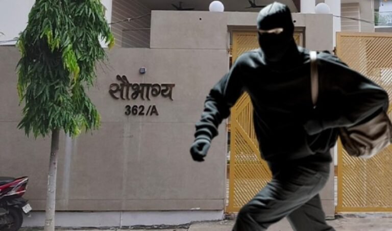 Ranchi Crime: पीठ पर bag ड्रेनेज पाइप के सहारे बिल्डर के घर में करोड़ों की चोरी CCTV में कैद हुए नकाबपोश चोर