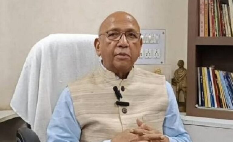 Jamshedpur : 700 करोड़ का पानी उद्योगों को किसान प्यासे सरयू राय का हेमंत सरकार पर हमला चांडिल नहर की बदहाली पर उठाए सवाल