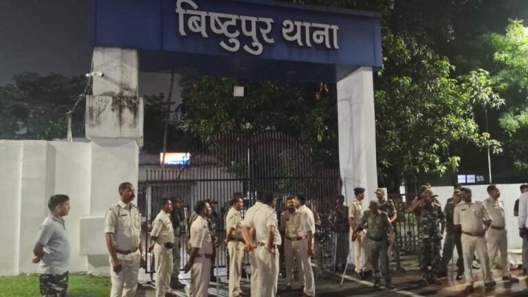 Breaking:- हाई अलर्ट पर जमशेदपुर, हिमांशु हत्याकांड के बाद शहर में लागू हुआ धारा 163, 6 थाना क्षेत्रों में सख्त प्रतिबंध