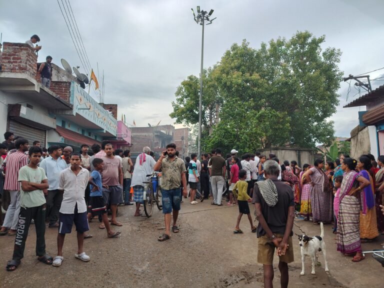 Jamshedpur Breaking: मानगो दाईगुट्टू नाई कल्याण समिति के पास नाले से मिला अज्ञात शव, इलाके में सनसनी