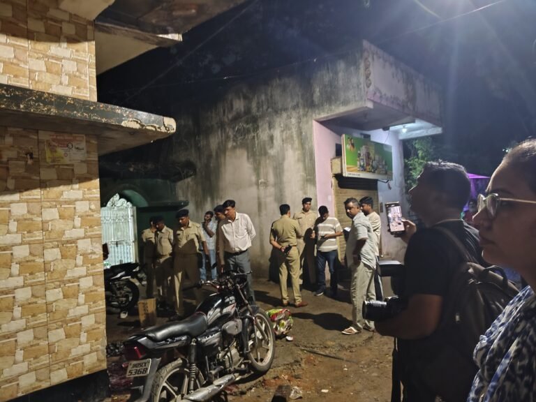 Jamshedpur Breaking:- मानगो मुस्लिम बस्ती में युवक पर फायरिंग, सिर पर ईंट से भी किया हमला…