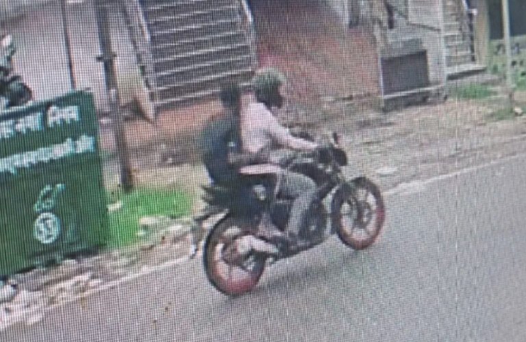 बोकारो: महिला से चेन छीनकर भागे बदमाश, पुलिस को चकमा देकर हुए फरार