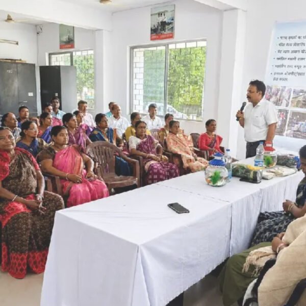 जमशेदपुर न्यूज: राष्ट्रीय मत्स्य किसान दिवस पर मछली पालकों का सम्मान, 1.60 करोड़ रुपये के&hellip;