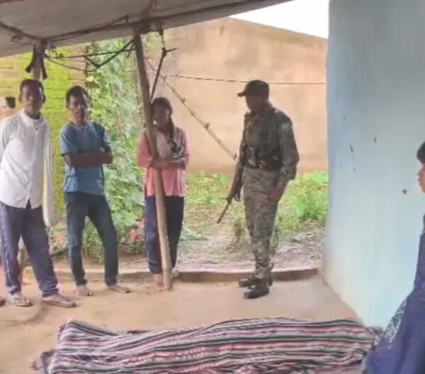 गुमला न्यूज: घरेलू विवाद में बड़े भाई ने छोटे भाई की टांगी मारकर हत्या