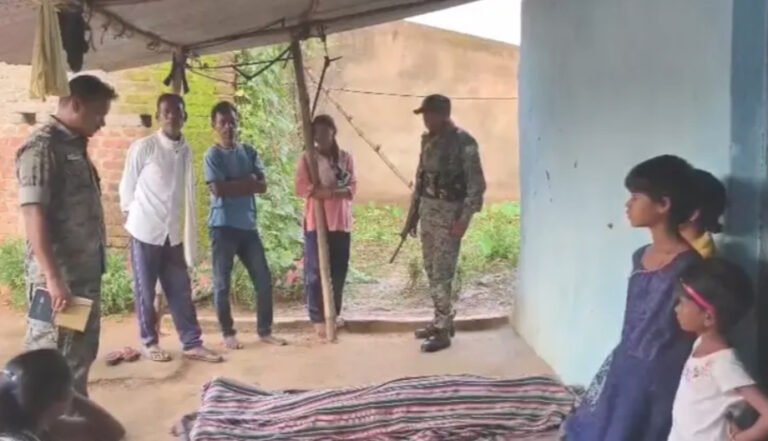 गुमला न्यूज: घरेलू विवाद में बड़े भाई ने छोटे भाई की टांगी मारकर हत्या