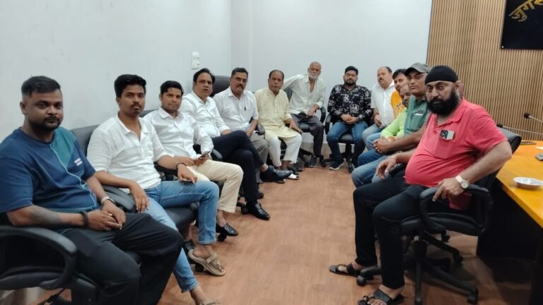Jamshedpur:- जुगसलाई में मूलभूत सुविधाओं की बदहाली पर पार्षदों की बैठक, एक सप्ताह में सुधार नहीं हुआ तो धरना-प्रदर्शन…