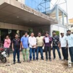 Jamshedpur:-जुगसलाई में खेल मैदान की मांग, दिशा वेलफेयर सोसाइटी ने नगर परिषद को सौंपा ज्ञापन